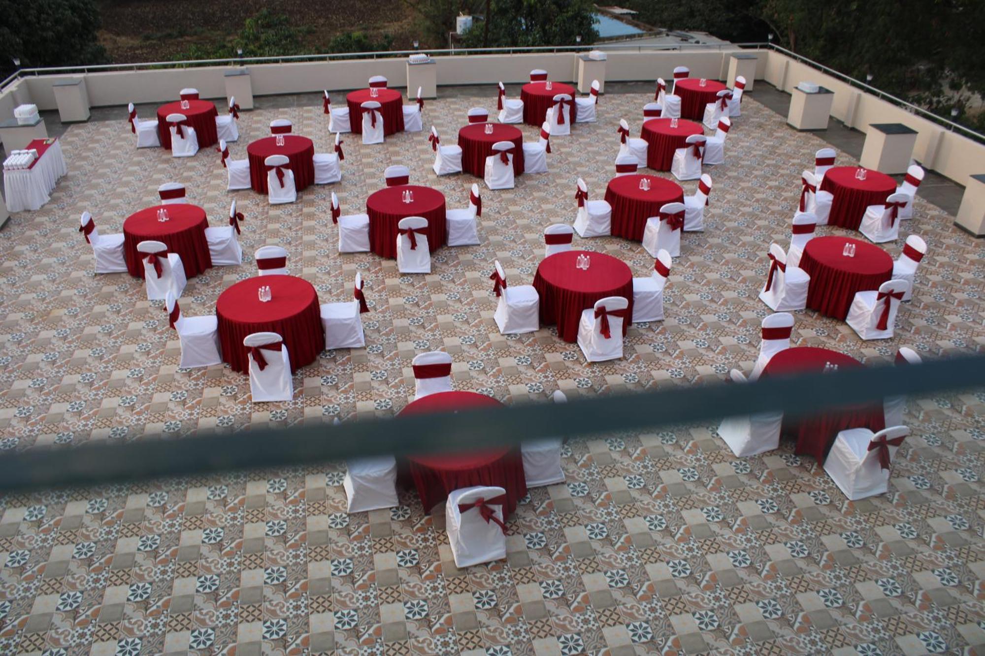 Mango Leaf Lake Resort Malkhed Exterior foto